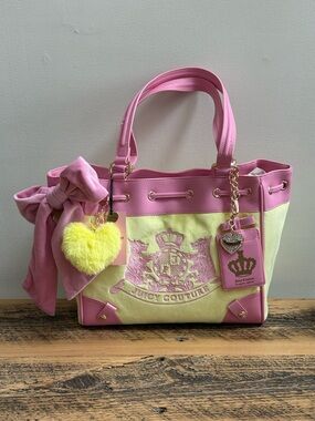 Juicy Couture Classic Scottie Dogs Daydreamer tote ~ Yellow Iris NWT